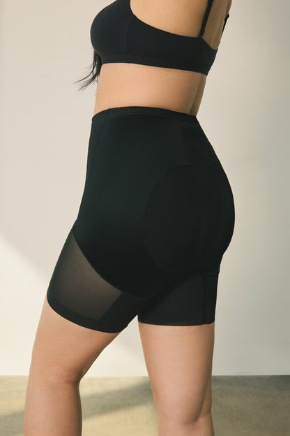 Slender Sculpt Shorts<br/> 收腹提臀．分區塑形SS褲